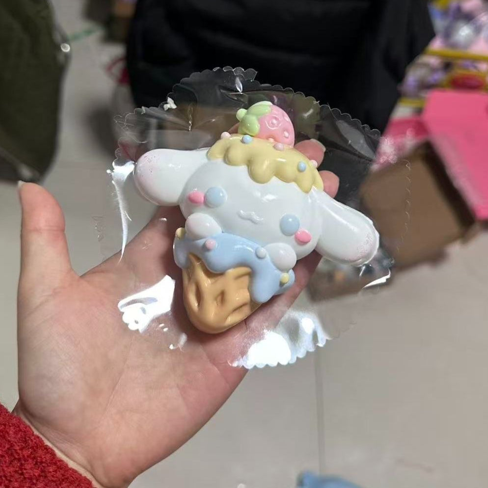 Cinnamoroll Taba Squishy Toy